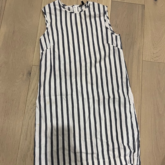 Theory linen dress - Picture 2 of 3